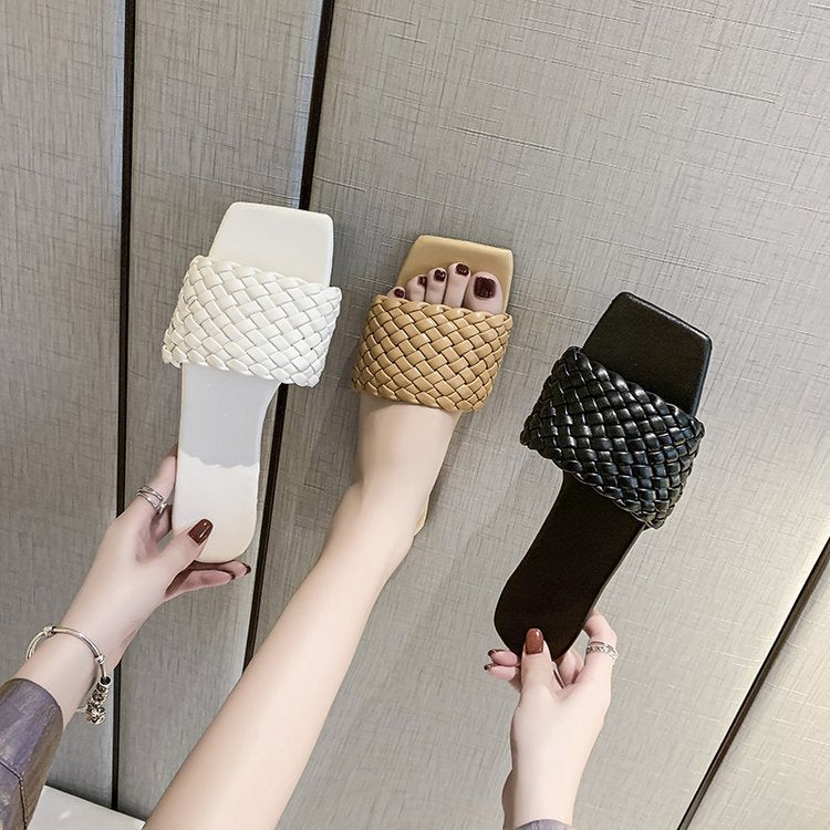 Explosive slippers, street stalls, woven sandals, one-word foreign trade flat bottom women's slippers, foreign trade large size
