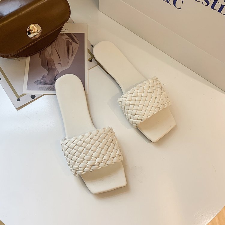 Explosive slippers, street stalls, woven sandals, one-word foreign trade flat bottom women's slippers, foreign trade large size