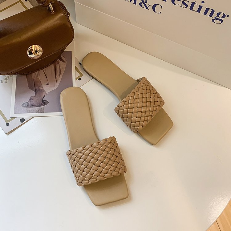 Explosive slippers, street stalls, woven sandals, one-word foreign trade flat bottom women's slippers, foreign trade large size