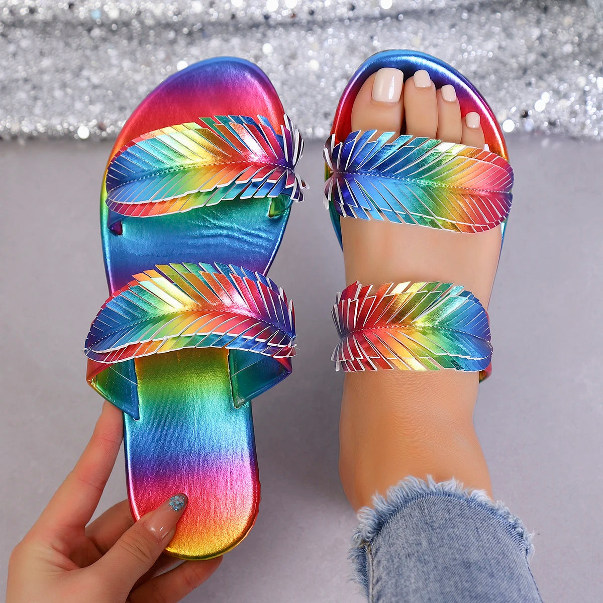 Summer New Flat Sandals for Women, Fashion Iridescent Gradient One-Strap Sandals, Internet-Famous Versatile Beach Shoes, Soft-Sl