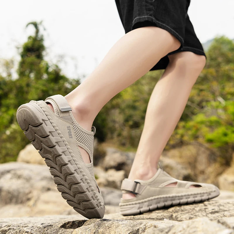 Summer Sandals Shoes Men Outdoor Breathable Lightweight Low-top Shoes Men Anti-slip Flat Water-resistant Hiking Casual Shoes Men