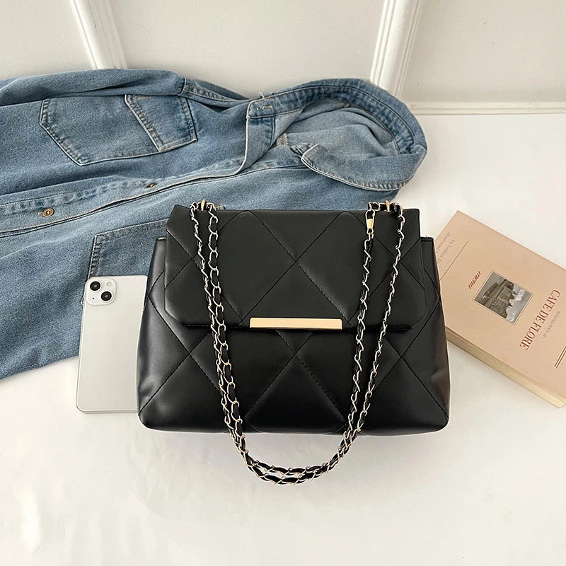 Ladies' fashionable diamond grid embroidered thread embossed flip shoulder bag, trendy and versatile new commuter square bag
